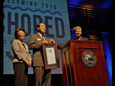 Dr. David Chow receives CIU Alumni of the Year Award